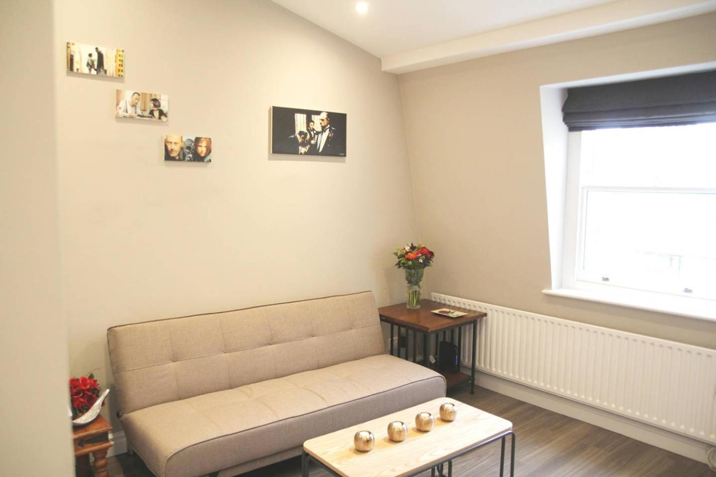 Guestready - Quaint English Flat Near Portobello London Bagian luar foto
